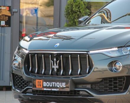 Сірий Мазераті Леванте, об'ємом двигуна 3 л та пробігом 67 тис. км за 33500 $, фото 1 на Automoto.ua