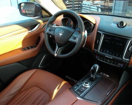 Сірий Мазераті Леванте, об'ємом двигуна 3 л та пробігом 67 тис. км за 33500 $, фото 19 на Automoto.ua