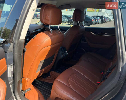 Серый Мазерати Леванте, объемом двигателя 2.99 л и пробегом 96 тыс. км за 43000 $, фото 10 на Automoto.ua