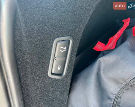 Сірий Мазераті Леванте, об'ємом двигуна 2.99 л та пробігом 96 тис. км за 41500 $, фото 25 на Automoto.ua