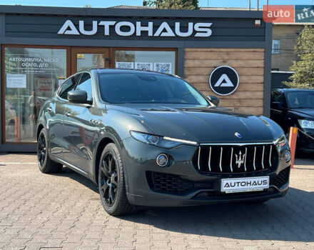 Мазераті Леванте 2019 у Житомирі на Automoto.ua Сірий Мазераті Леванте, об'ємом двигуна 2.99 л та пробігом 96 тис. км за 43000 $, фото 1 на Automoto.ua