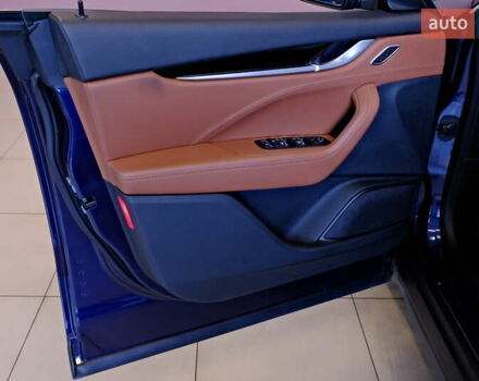 Синій Мазераті Леванте, об'ємом двигуна 2.98 л та пробігом 15 тис. км за 35900 $, фото 35 на Automoto.ua