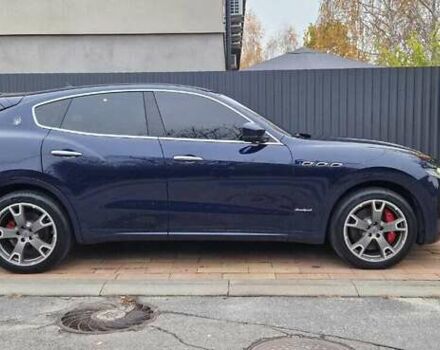 Синий Мазерати Леванте, объемом двигателя 2.99 л и пробегом 98 тыс. км за 30993 $, фото 4 на Automoto.ua