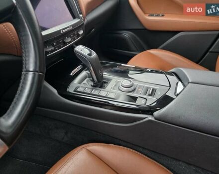 Мазераті Леванте 2018 у Львові на Automoto.ua Синій Мазераті Леванте, об'ємом двигуна 2.98 л та пробігом 32 тис. км за 31000 $, фото 23 на Automoto.ua