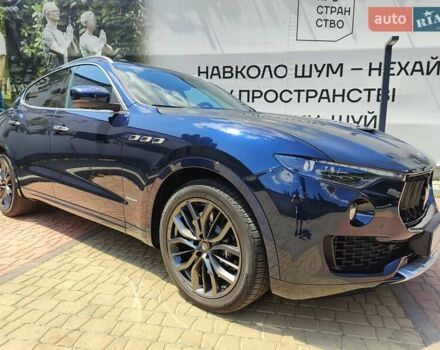 Синий Мазерати Леванте, объемом двигателя 2.98 л и пробегом 69 тыс. км за 55000 $, фото 4 на Automoto.ua