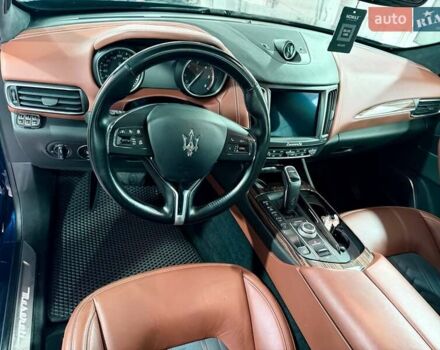 Синий Мазерати Леванте, объемом двигателя 2.99 л и пробегом 66 тыс. км за 49000 $, фото 5 на Automoto.ua