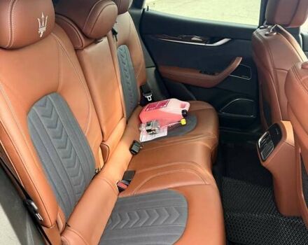 Синий Мазерати Леванте, объемом двигателя 2.99 л и пробегом 66 тыс. км за 49000 $, фото 23 на Automoto.ua