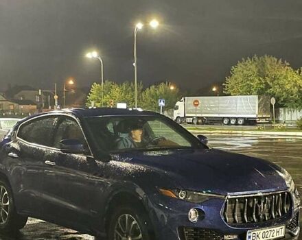 Синій Мазераті Леванте, об'ємом двигуна 2.98 л та пробігом 38 тис. км за 45000 $, фото 12 на Automoto.ua