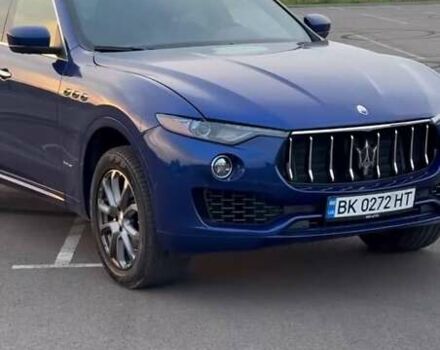 Синій Мазераті Леванте, об'ємом двигуна 2.98 л та пробігом 38 тис. км за 45000 $, фото 1 на Automoto.ua