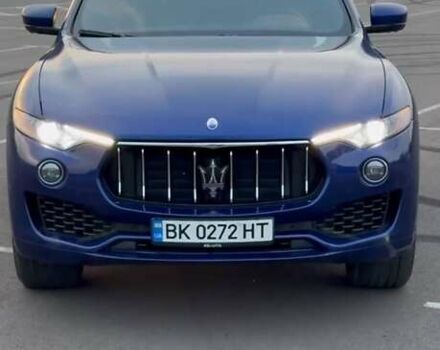 Синій Мазераті Леванте, об'ємом двигуна 2.98 л та пробігом 38 тис. км за 45000 $, фото 3 на Automoto.ua