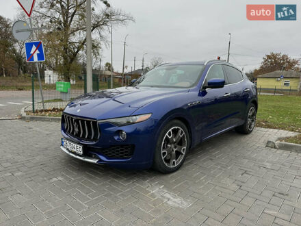 Мазерати Леванте 2017 в Киеве на Automoto.ua Синий Мазерати Леванте, объемом двигателя 2.98 л и пробегом 90 тыс. км за 28500 $, фото 1 на Automoto.ua