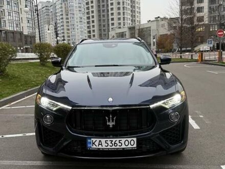 Синий Мазерати Леванте, объемом двигателя 3 л и пробегом 30 тыс. км за 59900 $, фото 1 на Automoto.ua