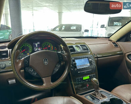 Білий Мазераті Quattroporte, об'ємом двигуна 4.7 л та пробігом 95 тис. км за 40900 $, фото 27 на Automoto.ua