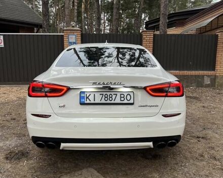 Белый Мазерати Кватропорте, объемом двигателя 2.98 л и пробегом 129 тыс. км за 38900 $, фото 12 на Automoto.ua
