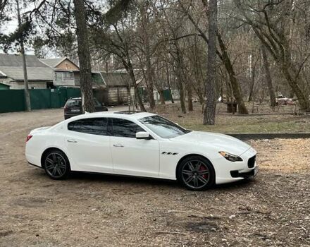 Белый Мазерати Кватропорте, объемом двигателя 2.98 л и пробегом 129 тыс. км за 38900 $, фото 7 на Automoto.ua