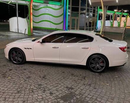 Білий Мазераті Quattroporte, об'ємом двигуна 2.98 л та пробігом 128 тис. км за 34999 $, фото 7 на Automoto.ua