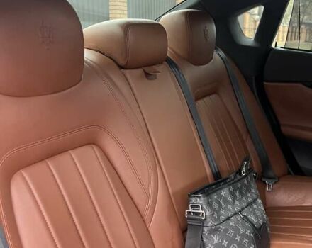 Белый Мазерати Кватропорте, объемом двигателя 2.98 л и пробегом 129 тыс. км за 38900 $, фото 25 на Automoto.ua