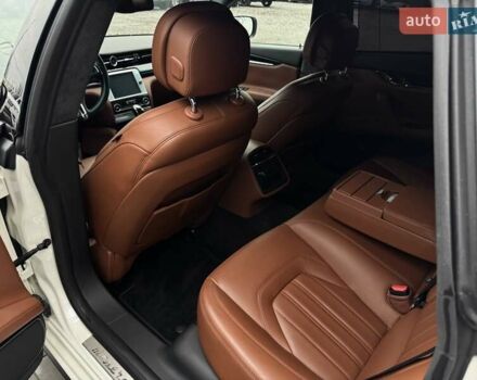 Белый Мазерати Кватропорте, объемом двигателя 2.98 л и пробегом 62 тыс. км за 29990 $, фото 68 на Automoto.ua