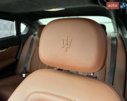 Белый Мазерати Кватропорте, объемом двигателя 2.98 л и пробегом 62 тыс. км за 29990 $, фото 32 на Automoto.ua