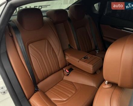 Белый Мазерати Кватропорте, объемом двигателя 2.98 л и пробегом 62 тыс. км за 29990 $, фото 72 на Automoto.ua