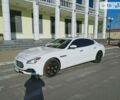 Білий Мазераті Quattroporte, об'ємом двигуна 3 л та пробігом 74 тис. км за 37000 $, фото 1 на Automoto.ua