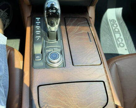 Білий Мазераті Quattroporte, об'ємом двигуна 2.98 л та пробігом 137 тис. км за 32500 $, фото 39 на Automoto.ua