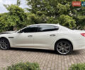 Білий Мазераті Quattroporte, об'ємом двигуна 3 л та пробігом 66 тис. км за 23900 $, фото 3 на Automoto.ua