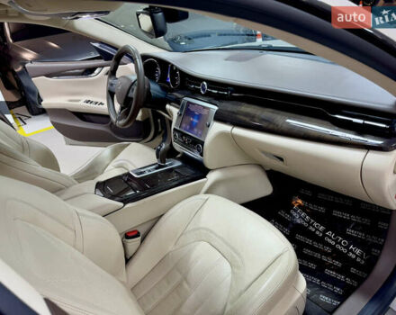 Бежевый Мазерати Кватропорте, объемом двигателя 2.98 л и пробегом 151 тыс. км за 30000 $, фото 50 на Automoto.ua