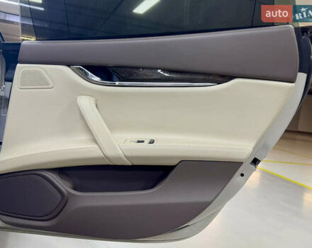 Бежевый Мазерати Кватропорте, объемом двигателя 2.98 л и пробегом 151 тыс. км за 30000 $, фото 52 на Automoto.ua