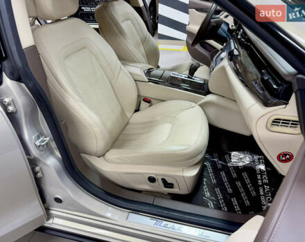 Бежевый Мазерати Кватропорте, объемом двигателя 2.98 л и пробегом 151 тыс. км за 30000 $, фото 38 на Automoto.ua