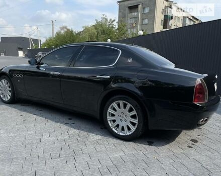 Чорний Мазераті Quattroporte, об'ємом двигуна 4.2 л та пробігом 118 тис. км за 14999 $, фото 11 на Automoto.ua