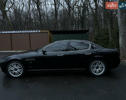 Черный Мазерати Кватропорте, объемом двигателя 4.24 л и пробегом 88 тыс. км за 13300 $, фото 3 на Automoto.ua