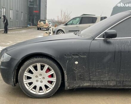 Чорний Мазераті Quattroporte, об'ємом двигуна 4.2 л та пробігом 43 тис. км за 10290 $, фото 24 на Automoto.ua