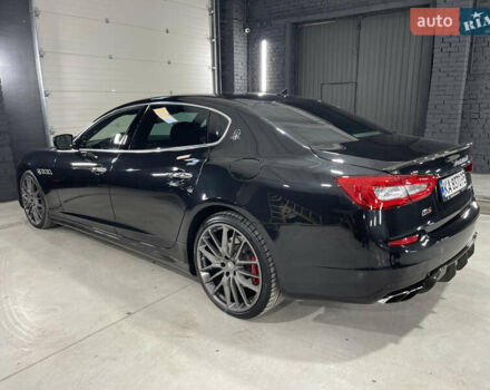 Черный Мазерати Кватропорте, объемом двигателя 3.8 л и пробегом 69 тыс. км за 29700 $, фото 11 на Automoto.ua