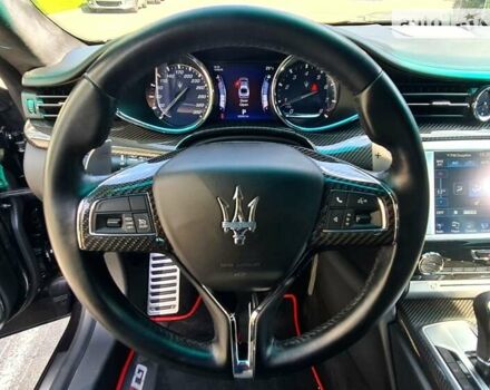 Чорний Мазераті Quattroporte, об'ємом двигуна 3.8 л та пробігом 55 тис. км за 45555 $, фото 29 на Automoto.ua