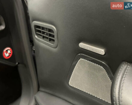 Черный Мазерати Кватропорте, объемом двигателя 3.8 л и пробегом 69 тыс. км за 29700 $, фото 36 на Automoto.ua