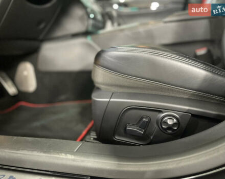 Черный Мазерати Кватропорте, объемом двигателя 3.8 л и пробегом 69 тыс. км за 29700 $, фото 38 на Automoto.ua