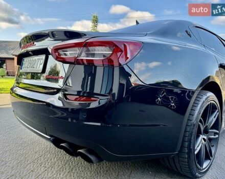 Чорний Мазераті Quattroporte, об'ємом двигуна 2.98 л та пробігом 67 тис. км за 29999 $, фото 25 на Automoto.ua