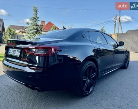 Чорний Мазераті Quattroporte, об'ємом двигуна 2.98 л та пробігом 67 тис. км за 29999 $, фото 2 на Automoto.ua