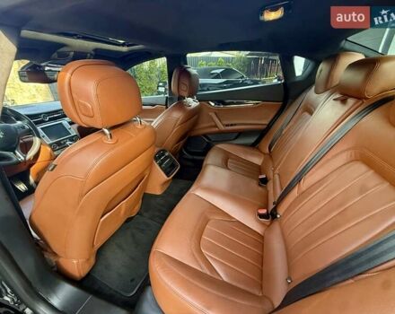 Чорний Мазераті Quattroporte, об'ємом двигуна 2.98 л та пробігом 67 тис. км за 29999 $, фото 44 на Automoto.ua