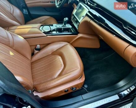 Чорний Мазераті Quattroporte, об'ємом двигуна 2.98 л та пробігом 67 тис. км за 29999 $, фото 14 на Automoto.ua