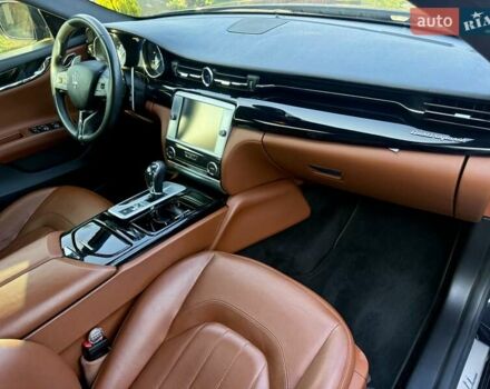 Чорний Мазераті Quattroporte, об'ємом двигуна 2.98 л та пробігом 67 тис. км за 29999 $, фото 15 на Automoto.ua