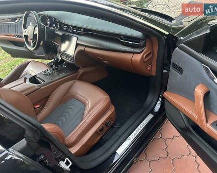 Черный Мазерати Кватропорте, объемом двигателя 2.99 л и пробегом 89 тыс. км за 30999 $, фото 37 на Automoto.ua