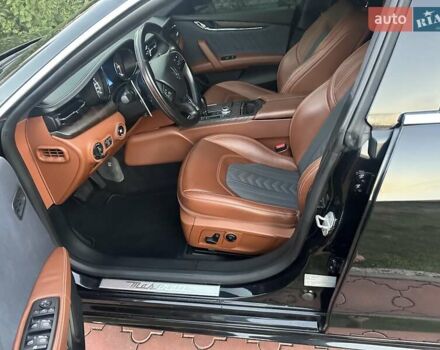 Черный Мазерати Кватропорте, объемом двигателя 2.99 л и пробегом 89 тыс. км за 30999 $, фото 25 на Automoto.ua