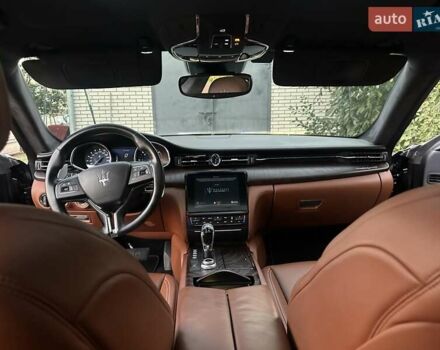 Черный Мазерати Кватропорте, объемом двигателя 2.99 л и пробегом 89 тыс. км за 30999 $, фото 51 на Automoto.ua