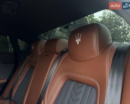 Черный Мазерати Кватропорте, объемом двигателя 2.99 л и пробегом 89 тыс. км за 30999 $, фото 33 на Automoto.ua