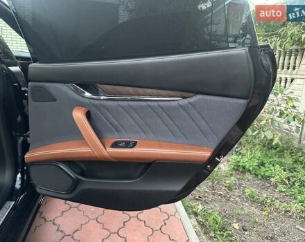 Черный Мазерати Кватропорте, объемом двигателя 2.99 л и пробегом 89 тыс. км за 30999 $, фото 42 на Automoto.ua