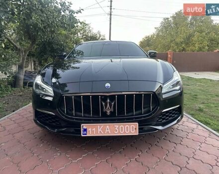 Черный Мазерати Кватропорте, объемом двигателя 2.99 л и пробегом 89 тыс. км за 30999 $, фото 14 на Automoto.ua