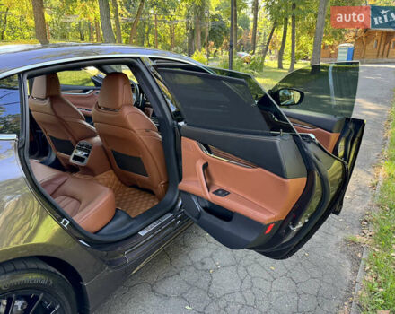 Мазераті Quattroporte 2018 у Києві на Automoto.ua Коричневий Мазераті Quattroporte, об'ємом двигуна 3 л та пробігом 36 тис. км за 42500 $, фото 42 на Automoto.ua