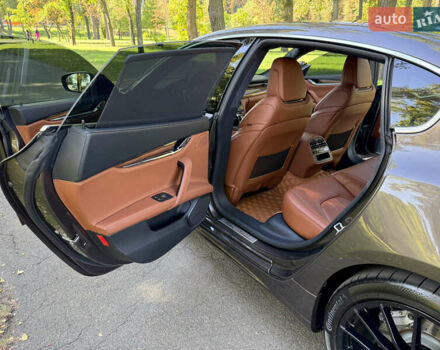 Мазераті Quattroporte 2018 у Києві на Automoto.ua Коричневий Мазераті Quattroporte, об'ємом двигуна 3 л та пробігом 36 тис. км за 42500 $, фото 36 на Automoto.ua